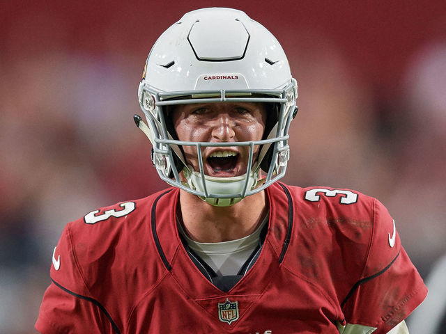 GLENDALE, AZ - OCTOBER 28: Arizona Cardinals quarterback Josh Rosen (3) reacts and celebrates with teammates after throwing a touchdown pass to Arizona Cardinals wide receiver Christian Kirk (13) in the fourth quarter of game action during an NFL game between the Arizona Cardinals and the San Francisco 49ers on October 28, 2018 at State Farm Stadium in Glendale, Arizona.