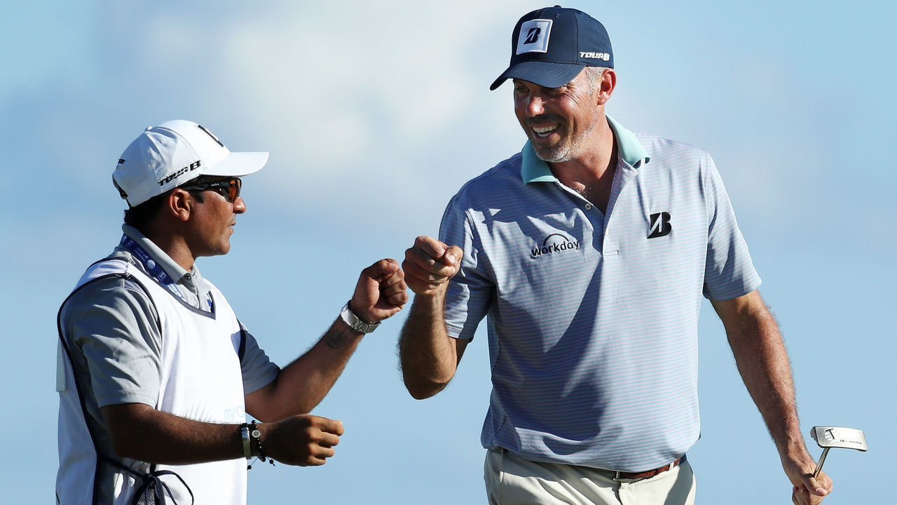 PLAYA DEL CARMEN, MEXICO - NOVEMBER 09: Matt Kuchar of the United States celebrates his birdie with his caddie on the 15th green during the second round of the Mayakoba Golf Classic at El Camaleon Mayakoba Golf Course on November 09, 2018 in Playa del Carmen, Mexico.
