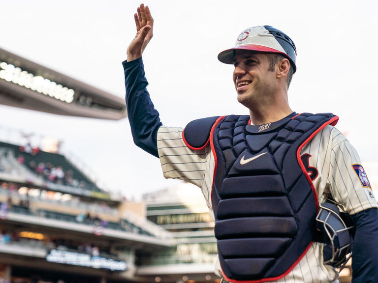 A full and grateful heart': Joe Mauer announces retirement from baseball -  The Athletic