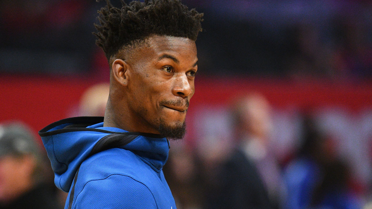 LOS ANGELES, CA - NOVEMBER 05: Minnesota Timberwolves Guard Jimmy Butler (23) looks on before a NBA game between the Minnesota Timberwolves and the Los Angeles Clippers on November 5, 2018 at STAPLES Center in Los Angeles, CA.