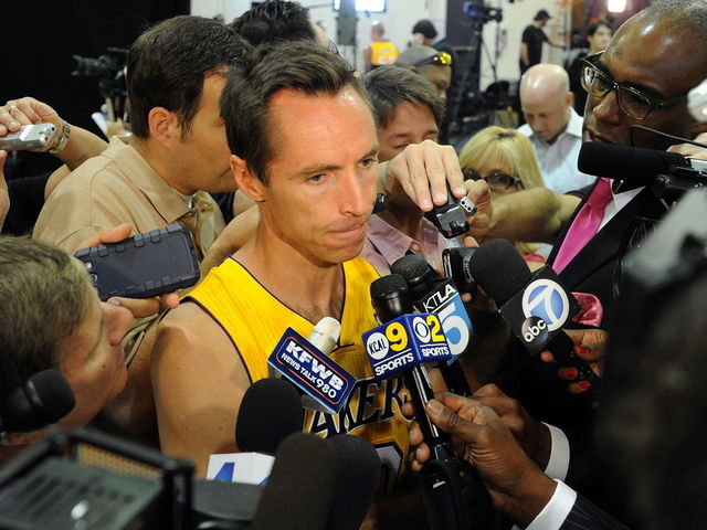 D'Antoni skeptical Nash can return this season, could come off books for 2014-15