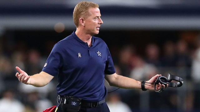 ARLINGTON, TX - NOVEMBER 05: Head coach Jason Garrett of the Dallas Cowboys gestures in the fourth quarter of a game against the Tennessee Titans at AT&T Stadium on November 5, 2018 in Arlington, Texas.