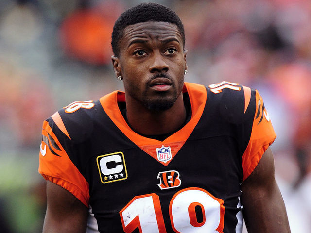 CINCINNATI, OH - OCTOBER 28: Cincinnati Bengals Wide Receiver A.J. Green (18) walks off of the field at the conclusion of the NFL football game between the Tampa Bay Buccaneers and the Cincinnati Bengals on October 28, 2018, at Paul Brown Stadium in Cincinnati, Ohio.