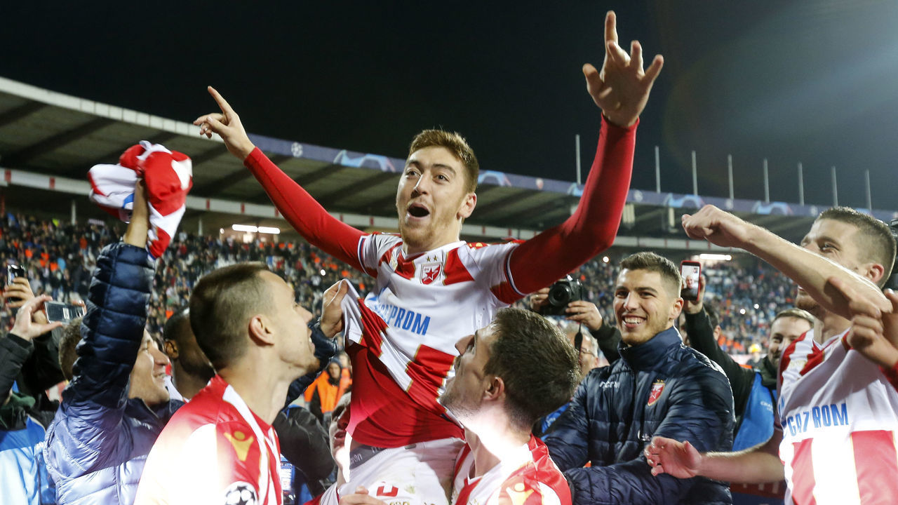 BELGRADE, SERBIA - NOVEMBER 06: Milan Pavkov (C) of Crvena Zvezda celebrates victory with team mates after the Group C match of the UEFA Champions League between Red Star Belgrade and Liverpool at Rajko Mitic Stadium on November 06, 2018 in Belgrade, Serbia.