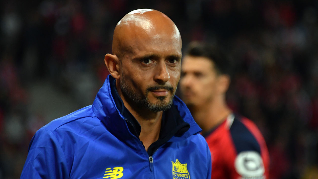 Nantes' Portuguese head coach Miguel Cardoso looks on during the French L1 football match between Lille (LOSC) and Nantes at the Pierre-Mauroy Stadium in Villeneuve d'Ascq, near Lille, on September 22, 2018.