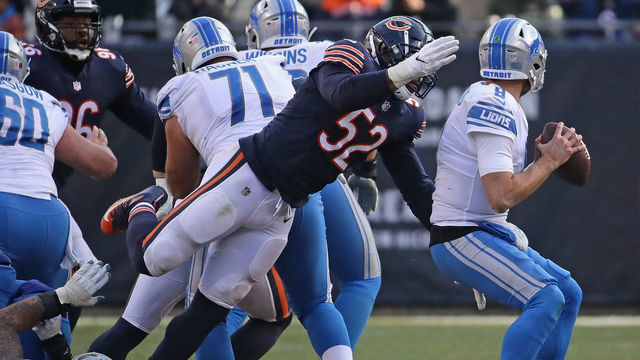 CHICAGO, IL - NOVEMBER 11: Khalil Mack #52 of the Chicago Bears scks Matthew Stafford #9 of the Detroit Lions at Soldier Field on November 11, 2018 in Chicago, Illinois. The Bears defeated the Lions 34-22.