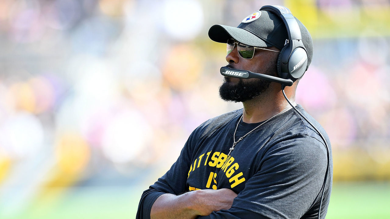 PITTSBURGH, PA - OCTOBER 07: Head coach Mike Tomlin of the Pittsburgh Steelers looks on during the game against the Atlanta Falcons at Heinz Field on October 7, 2018 in Pittsburgh, Pennsylvania.