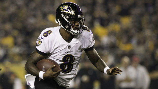 PITTSBURGH, PA - SEPTEMBER 30: Baltimore Ravens quarterback Lamar Jackson (8) runs with the ball during the NFL football game between the Baltimore Ravens and the Pittsburgh Steelers on September 30, 2018 at Heinz Field in Pittsburgh, PA.