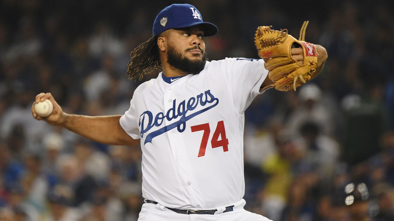 LOS ANGELES, CA - OCTOBER 26: Kenley Jansen #74 of the Los Angeles Dodgers delivers the pitch during the eighth inning against the Boston Red Sox in Game Three of the 2018 World Series at Dodger Stadium on October 26, 2018 in Los Angeles, California.