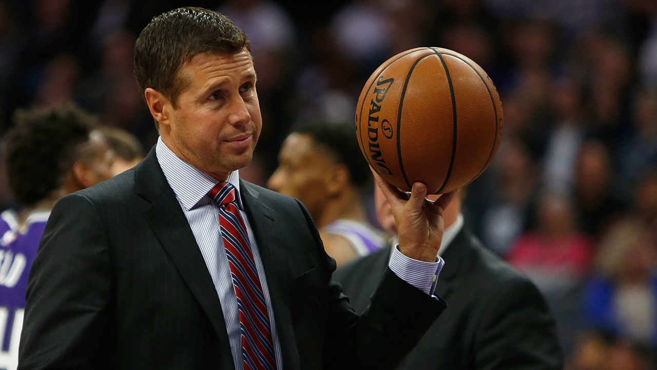 SACRAMENTO, CA - NOVEMBER 07: Dave Joerger head coach of the Sacramento Kings looks on during a timeout of the game against the Toronto Raptors at Golden 1 Center on November 7, 2018 in Sacramento, California.
