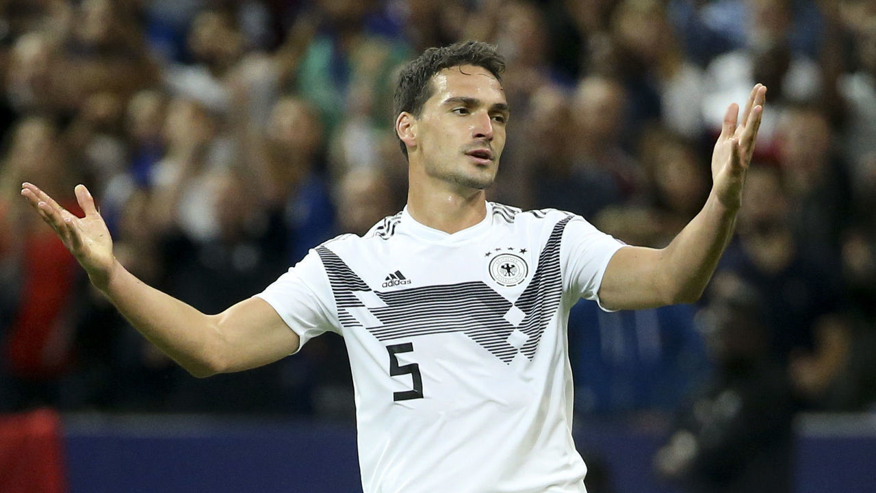 PARIS, FRANCE - OCTOBER 16: Mats Hummels of Germany during the UEFA Nations League A group one match between France and Germany at Stade de France on October 16, 2018 in Paris, France.