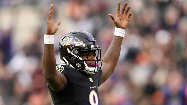 BALTIMORE, MD - NOVEMBER 18: Quarterback Lamar Jackson #8 of the Baltimore Ravens reacts after a touchdown in the third quarter against the Cincinnati Bengals at M&T Bank Stadium on November 18, 2018 in Baltimore, Maryland.