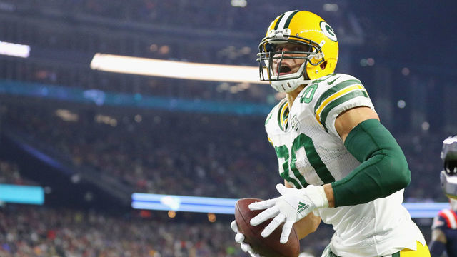 FOXBOROUGH, MA - NOVEMBER 04: Jimmy Graham #80 of the Green Bay Packers celebrates scoring a touchdown during the third quarter against the New England Patriots at Gillette Stadium on November 4, 2018 in Foxborough, Massachusetts.