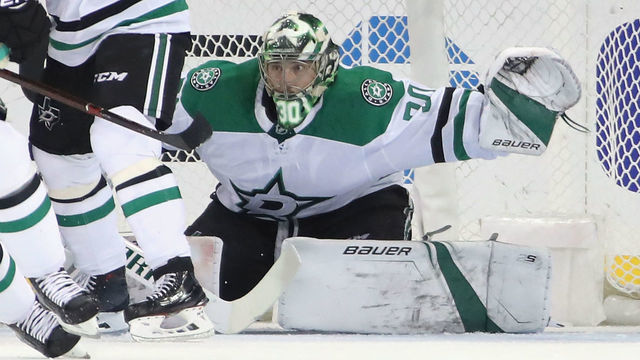NEW YORK, NEW YORK - NOVEMBER 19: Ben Bishop #30 of the Dallas Stars tends net against the New York Rangers at Madison Square Garden on November 19, 2018 in New York City. The Rangers defeated the Stars 2-1.