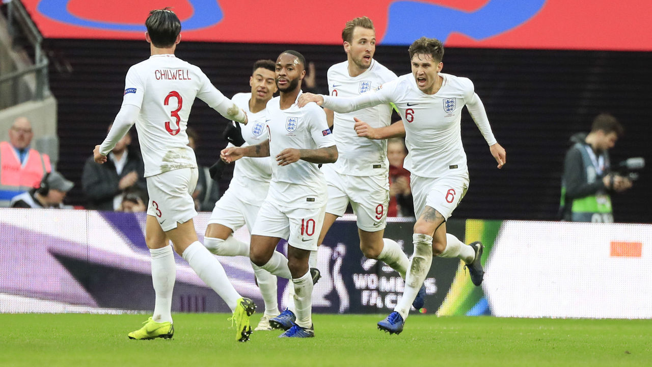 18th November 2018, Wembley Stadium, London, England; UEFA Nations League football, England versus Croatia; England players celebrate the equalising goal by Jesse Lingard in the 78th minute