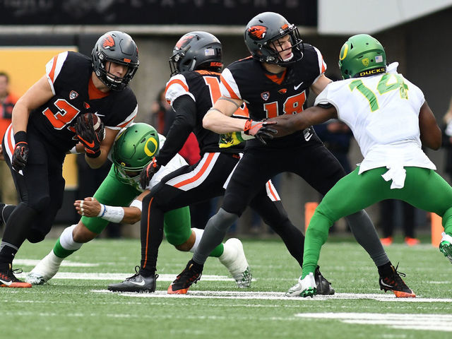 Oregon Oregon State Drop Civil War From Rivalry Thescore Com