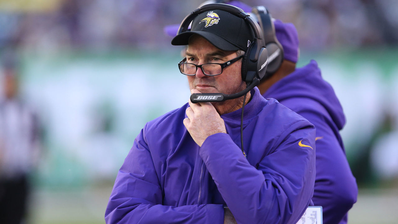 EAST RUTHERFORD, NJ - OCTOBER 21: Head Coach Mike Zimmer of the Minnesota Vikings during the game against the New York Jets on October 21, 2018, at MetLife Stadium in East Rutherford, New Jersey.