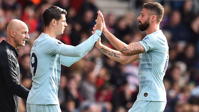 Chelsea's French striker Olivier Giroud (R) leaves the pitch after being substituted off for Chelsea's Spanish striker Alvaro Morata during the English Premier League football match between Southampton and Chelsea at St Mary's Stadium in Southampton, southern England on October 7, 2018.