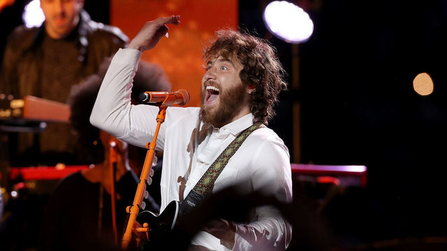 DETROIT, MI - NOVEMBER 22: Singer Mike Posner performs in the halftime show during the Thanksgiving Day game between the Detroit Lions and Chicago Bears at Ford Field on November 22, 2018 in Detroit, Michigan.