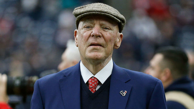 HOUSTON, TX - JANUARY 07: Houston Texans owner Bob McNair prior to the AFC Wild Card game at NRG Stadium on January 7, 2017 in Houston, Texas. 'n