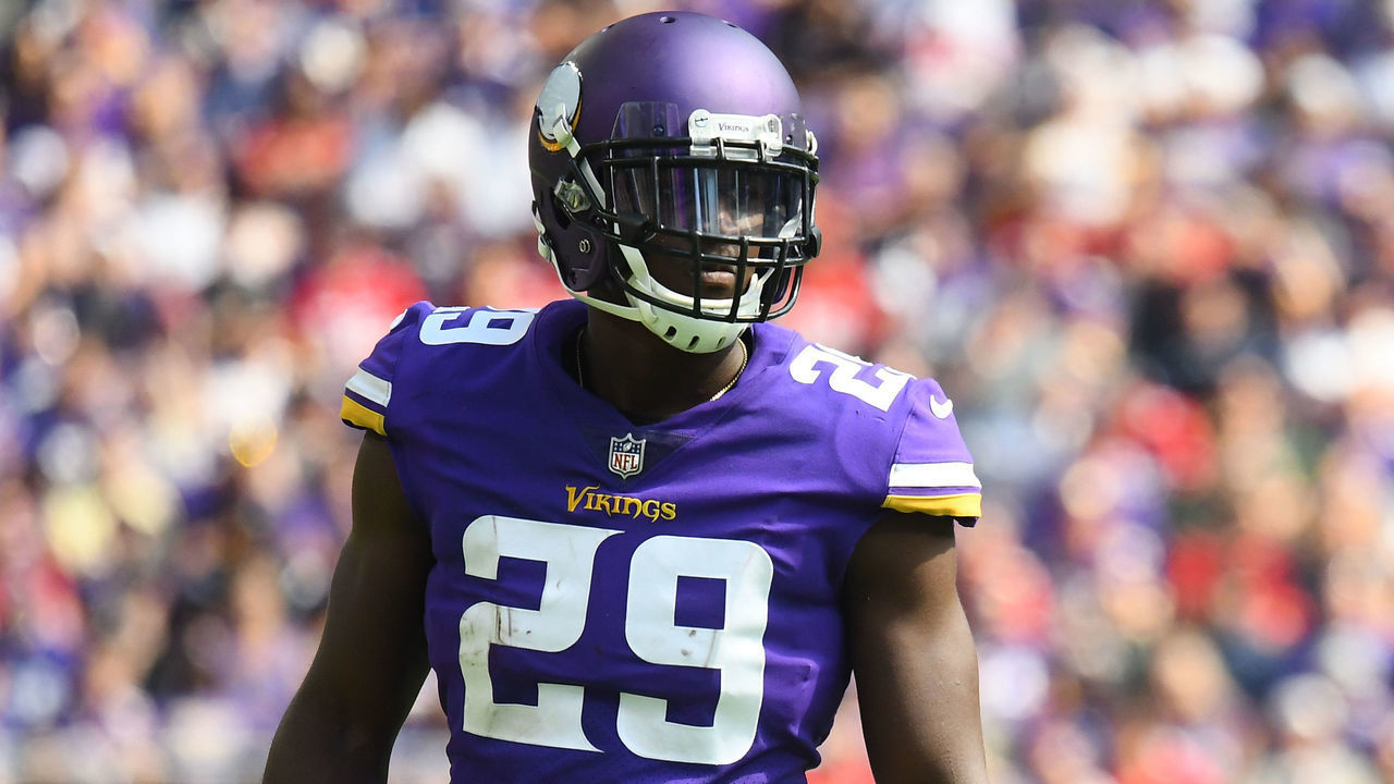 MINNEAPOLIS, MN - SEPTEMBER 09: Minnesota Vikings Cornerback Xavier Rhodes (29) gets into position during an NFL game between the Minnesota Vikings and the San Francisco 49ers on September 9, 2018 at U.S. Bank Stadium in Minneapolis, Minnesota. The Vikings defeated the 49ers 24-16.