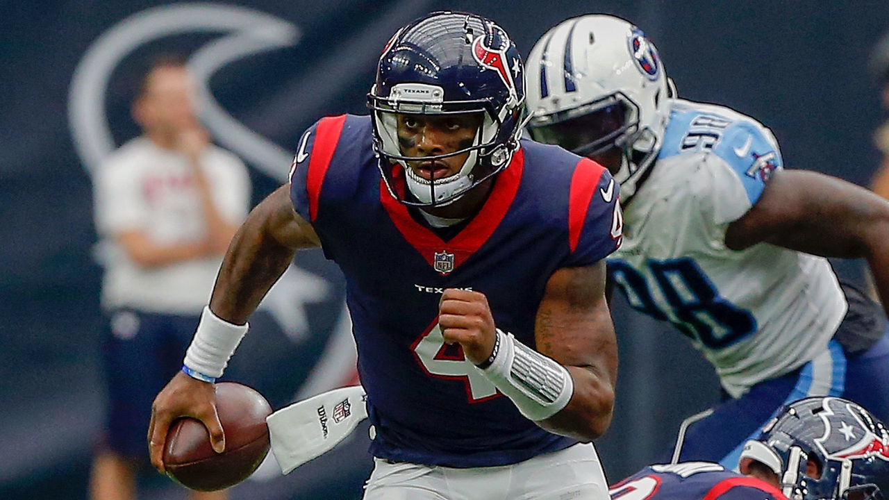 HOUSTON, TX - OCTOBER 01: Deshaun Watson #4 of the Houston Texans rushes out of the pocket against the Tennessee Titans at NRG Stadium on October 1, 2017 in Houston, Texas. Houston won 57-14.