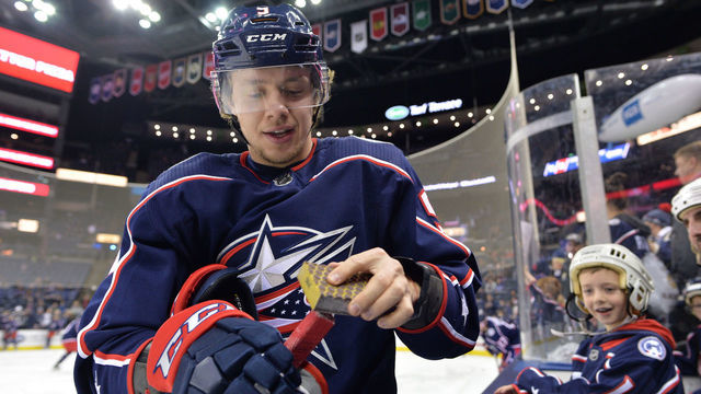 COLUMBUS, OH - NOVEMBER 23: Artemi Panarin #9 of the Columbus Blue Jackets prepares his stick before a game against the Toronto Maple Leafs on November 23, 2018 at Nationwide Arena in Columbus, Ohio.