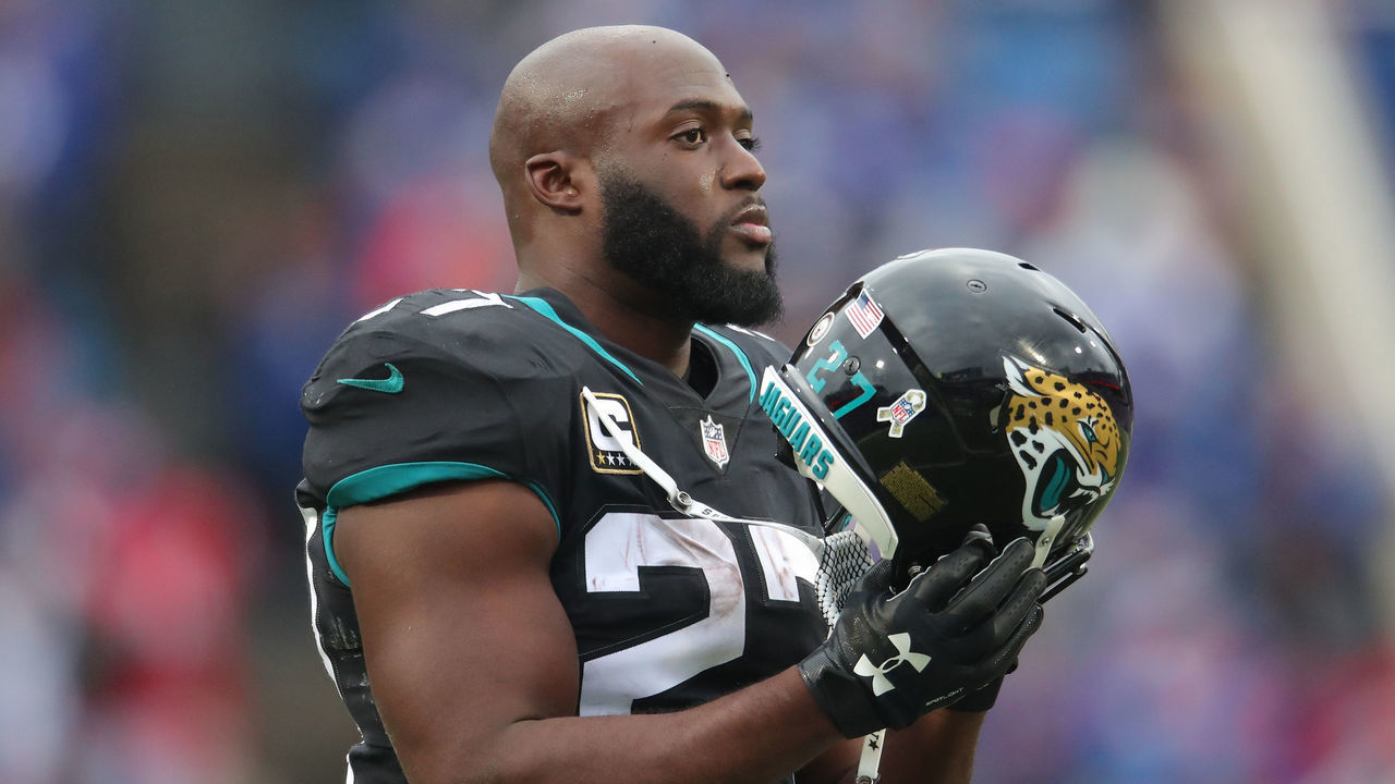 BUFFALO, NY - NOVEMBER 25: Leonard Fournette #27 of the Jacksonville Jaguars carries his helmet during NFL game action against the Buffalo Bills at New Era Field on November 25, 2018 in Buffalo, New York.