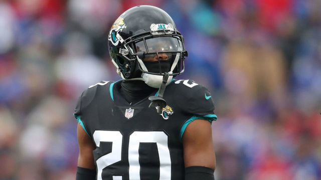 BUFFALO, NY - NOVEMBER 25: Jalen Ramsey #20 of the Jacksonville Jaguars during NFL game action against the Buffalo Bills at New Era Field on November 25, 2018 in Buffalo, New York.