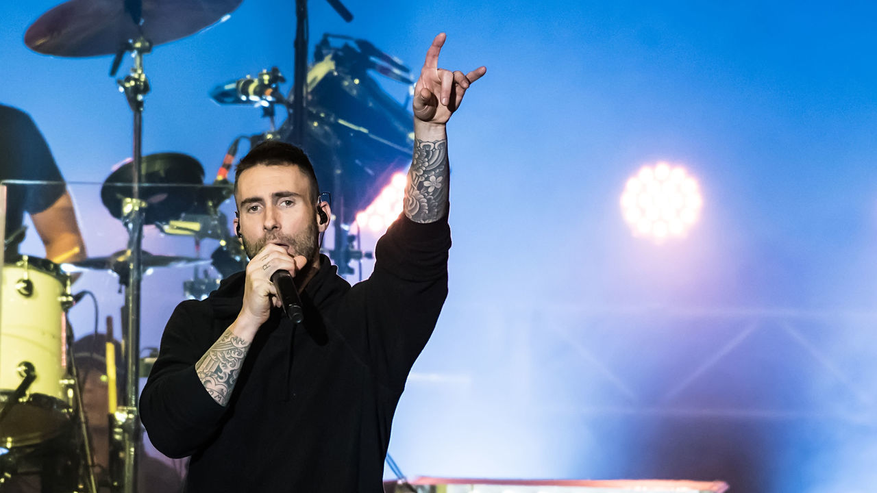 PHILADELPHIA, PA - NOVEMBER 10: Singer-songwriter Adam Levine of Maroon 5 performs during Philly Fights Cancer: Round 4 at The Philadelphia Navy Yard on November 10, 2018 in Philadelphia, Pennsylvania.