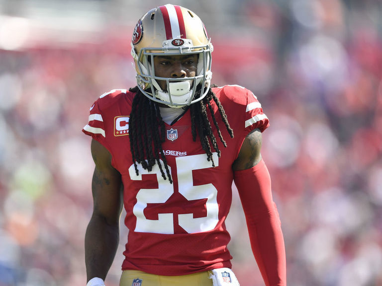 December 23, 2018: San Francisco 49ers cornerback Richard Sherman (25)  walks off the field after being ejected during the NFL football game  between the Chicago Bears and the San Francisco 49ers at