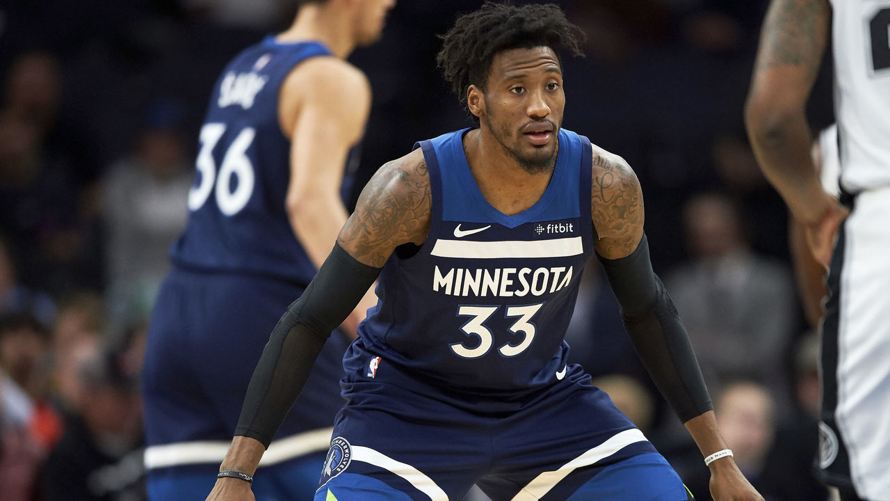 MINNEAPOLIS, MN - NOVEMBER 28: Robert Covington #33 of the Minnesota Timberwolves defends against the San Antonio Spurs during the game on November 28, 2018 at the Target Center in Minneapolis, Minnesota.
