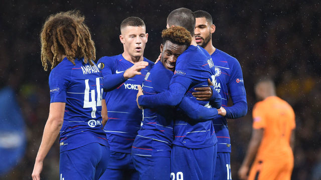 LONDON, ENGLAND - NOVEMBER 29: Alvaro Morata of Chelsea celebrates with teammates after scoring his team's fourth goal during the UEFA Europa League Group L match between Chelsea and PAOK at Stamford Bridge on November 29, 2018 in London, United Kingdom.