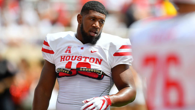 LUBBOCK, TX - SEPTEMBER 15: Ed Oliver #10 of the Houston Cougars on the field before the game against the Texas Tech Red Raiders on September 15, 2018 at Jones AT&T Stadium in Lubbock, Texas. Texas Tech won the game 63-49.