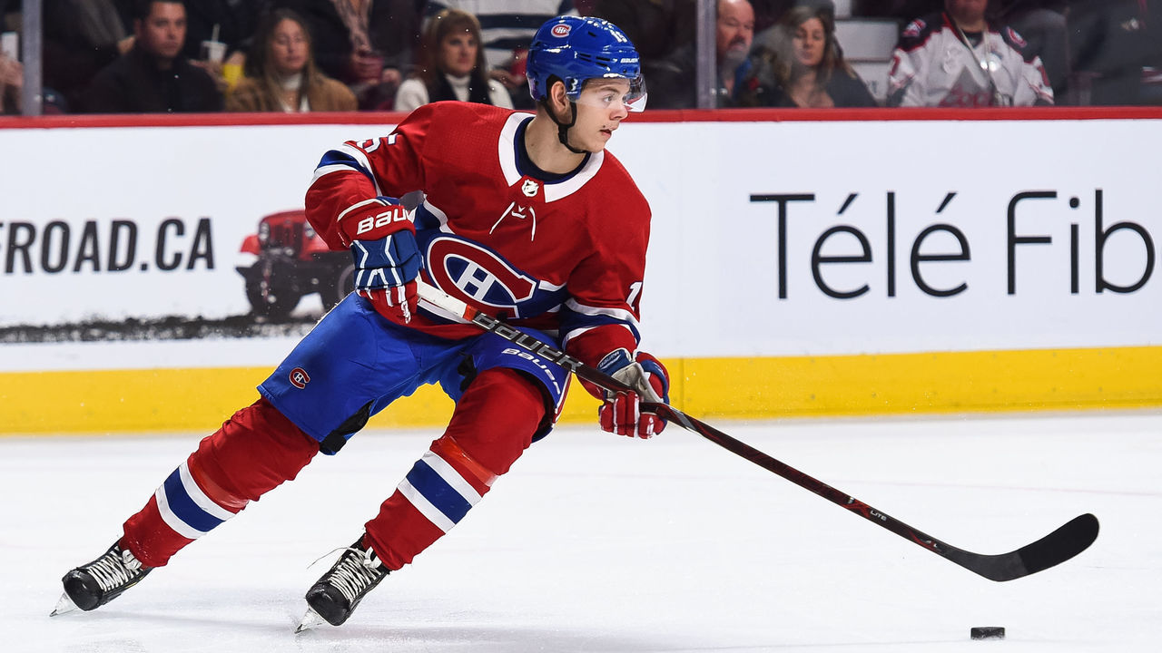 MONTREAL, QC - NOVEMBER 10: Montreal Canadiens center Jesperi Kotkaniemi (15) gains control of the puck during the Las Vegas Golden Knights versus the Montreal Canadiens game on November 10, 2018, at Bell Centre in Montreal, QC