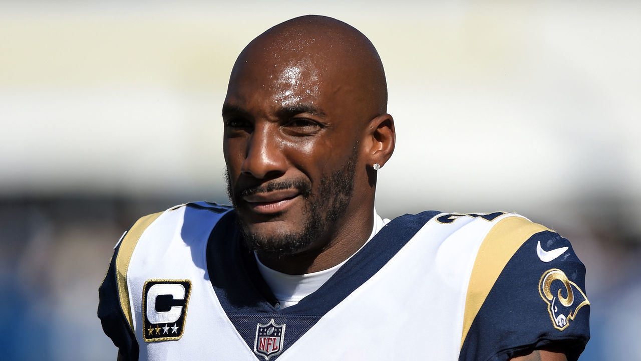 LOS ANGELES, CA - SEPTEMBER 23: Los Angeles Rams Cornerback Aqib Talib (21) leaves the game with an injury during an NFL game between the Los Angeles Chargers and the Los Angeles Rams on September 23, 2018, at the Los Angeles Memorial Coliseum in Los Angeles, CA.