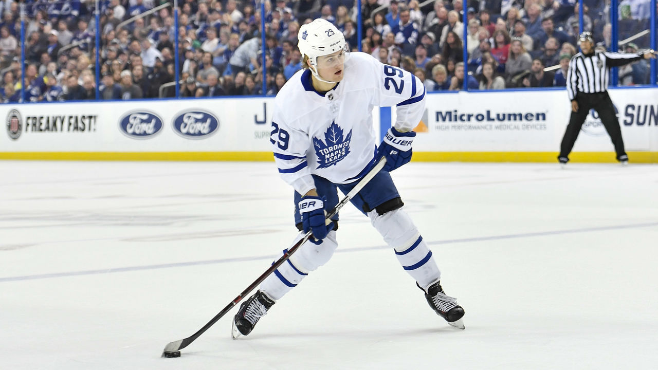 TAMPA, FL - MARCH 20: Toronto Maple Leafs center William Nylander (29) shoots on goal during the third period of an NHL game between the Toronto Maple Leafs and the Tampa Bay Lightning on March 20, 2018, at Amalie Arena in Tampa, FL. The Lightning scored three goals in the third period to defeat the Maple Leafs 4-3.