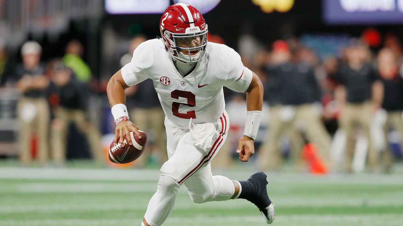 ATLANTA, GA - DECEMBER 01: Jalen Hurts #2 of the Alabama Crimson Tide scrambles in the fourth quarter against the Georgia Bulldogs during the 2018 SEC Championship Game at Mercedes-Benz Stadium on December 1, 2018 in Atlanta, Georgia.