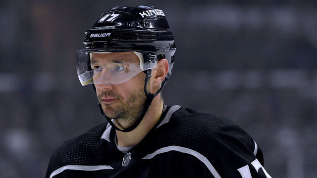 LOS ANGELES, CA - NOVEMBER 08: Ilya Kovalchuk #17 of the Los Angeles Kings during the game against the Minnesota Wild at Staples Center on November 8, 2018 in Los Angeles, California.