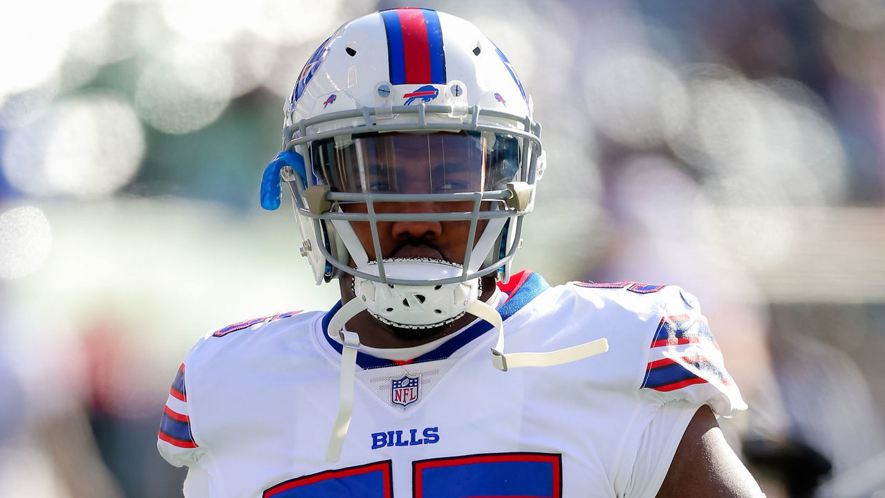 EAST RUTHERFORD, NJ - NOVEMBER 11: Buffalo Bills Defensive End Jerry Hughes (55) is pictured prior to the National Football League game between the Buffalo Bills and the New York Jets on November 11, 2018 at MetLife Stadium in East Rutherford, NJ.