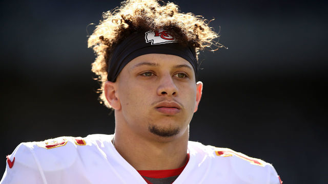 OAKLAND, CA - DECEMBER 02: Patrick Mahomes #15 of the Kansas City Chiefs looks on during their NFL game against the Oakland Raiders at Oakland-Alameda County Coliseum on December 2, 2018 in Oakland, California.