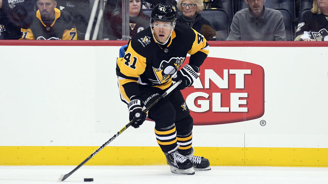 PITTSBURGH, PA - OCTOBER 30: Pittsburgh Penguins Right Wing Daniel Sprong (41) skates with the puck during the second period in the NHL game between the Pittsburgh Penguins and the New York Islanders on October 30, 2018, at PPG Paints Arena in Pittsburgh, PA.