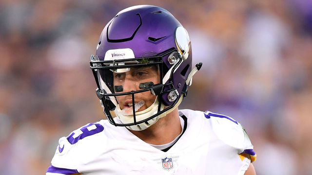 LOS ANGELES, CA - SEPTEMBER 27: Adam Thielen #19 of the Minnesota Vikings comes to the line of scrimmage against the Los Angeles Rams at Los Angeles Memorial Coliseum on September 27, 2018 in Los Angeles, California.
