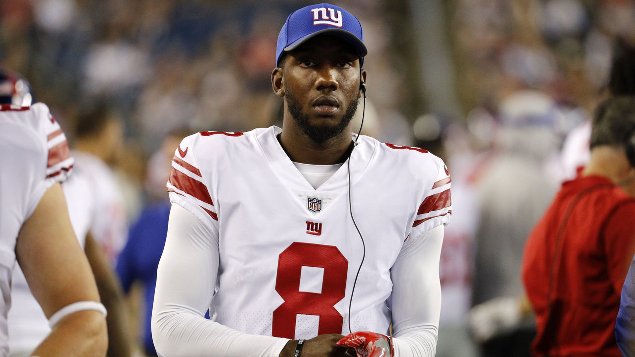 FOXBOROUGH, MA - AUGUST 31: New York Giants quarterback Josh Johnson (8) during an NFL preseason game between the New England Patriots and the New York Giants on August 31, 2017 at Gillette Stadium in Foxborough, Massachusetts. The Giants defeated the Patriots 40-38.