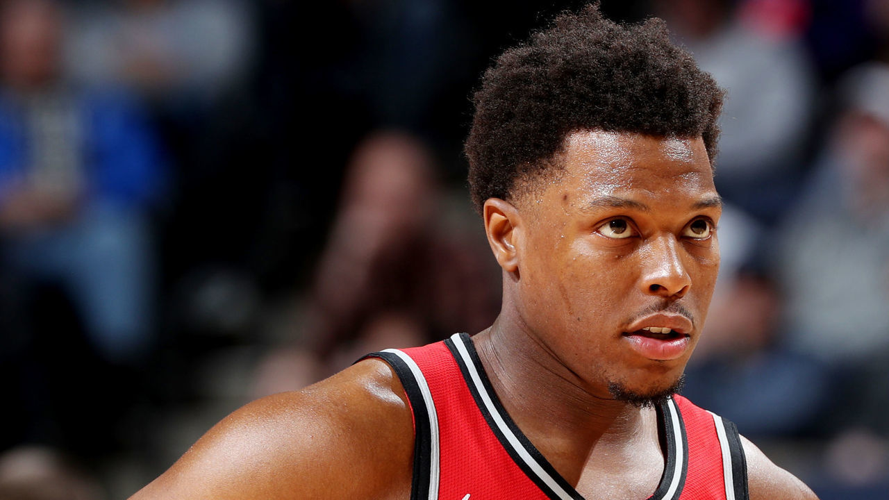 MEMPHIS, TN - NOVEMBER 27: Kyle Lowry #7 of the Toronto Raptors looks on during the game against the Memphis Grizzlies on November 27, 2018 at FedExForum in Memphis, Tennessee. Mandatory Copyright Notice: Copyright 2018 NBAE