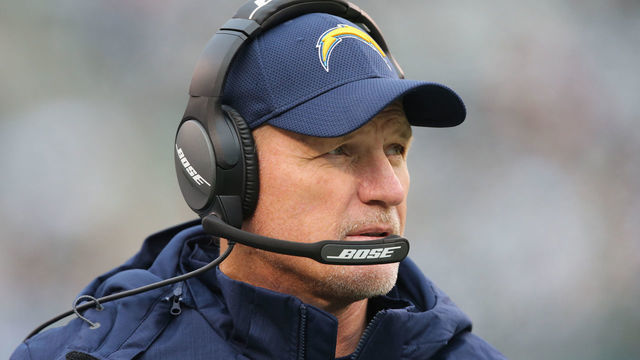 EAST RUTHERFORD, NJ - DECEMBER 24: Offensive Coordinator Ken Whisenhunt of the Los Angeles Chargers in action against the New York Jets in an NFL game at MetLife Stadium on December 24, 2017 in East Rutherford, New Jersey.