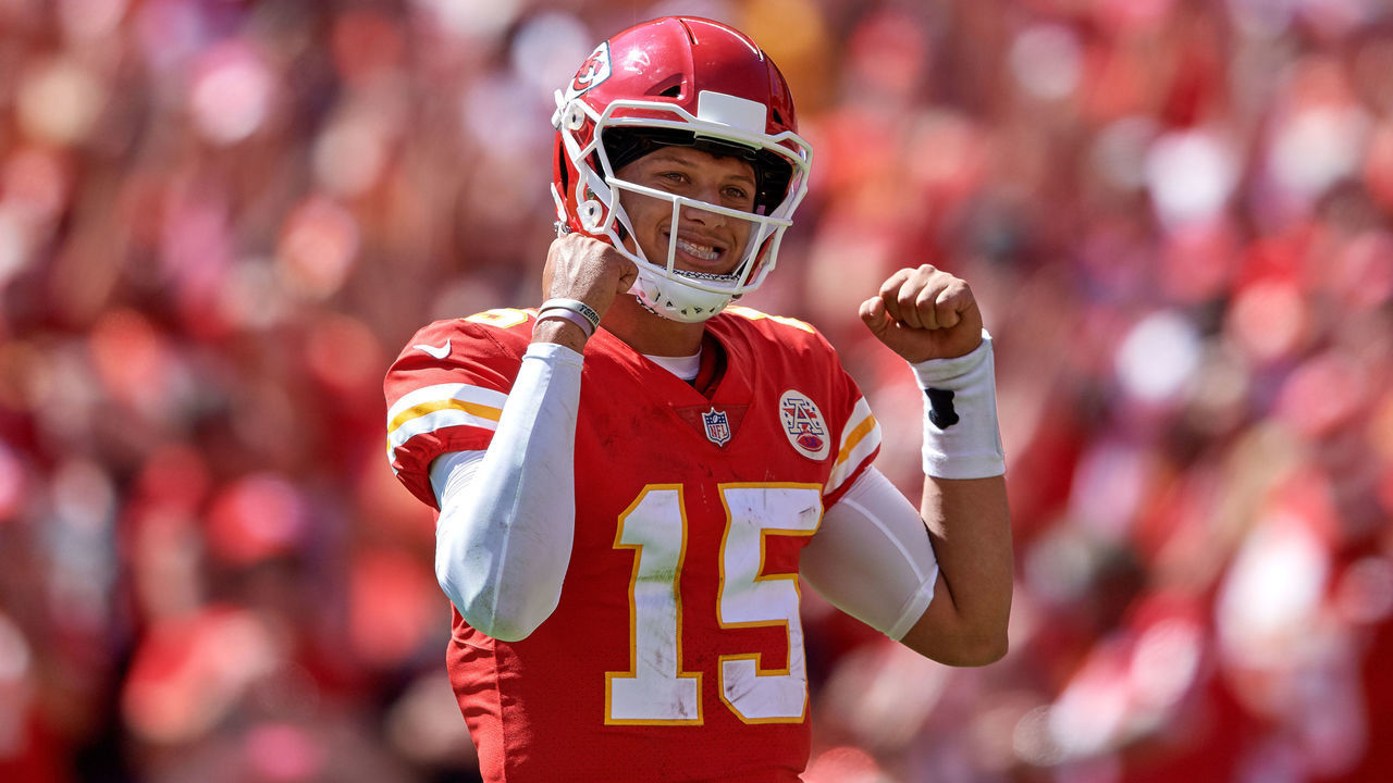 KANSAS CITY, MO - SEPTEMBER 23: Kansas City Chiefs quarterback Patrick Mahomes (15) raises his arms as he celebrates after throwing for a touchdown in game action during a NFL game between the San Francisco 49ers and the Kansas City Chiefs on September 23, 2018, at Arrowhead Stadium in Kansas City, MO.