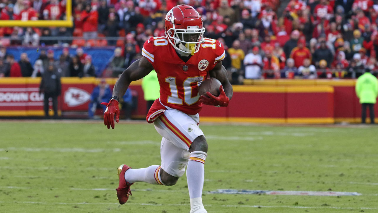 KANSAS CITY, MO - DECEMBER 09: Kansas City Chiefs wide receiver Tyreek Hill (10) runs after a reception in the fourth quarter of an NFL game between the Baltimore Ravens and Kansas City Chiefs on December 9, 2018 at Arrowhead Stadium in Kansas City, MO.