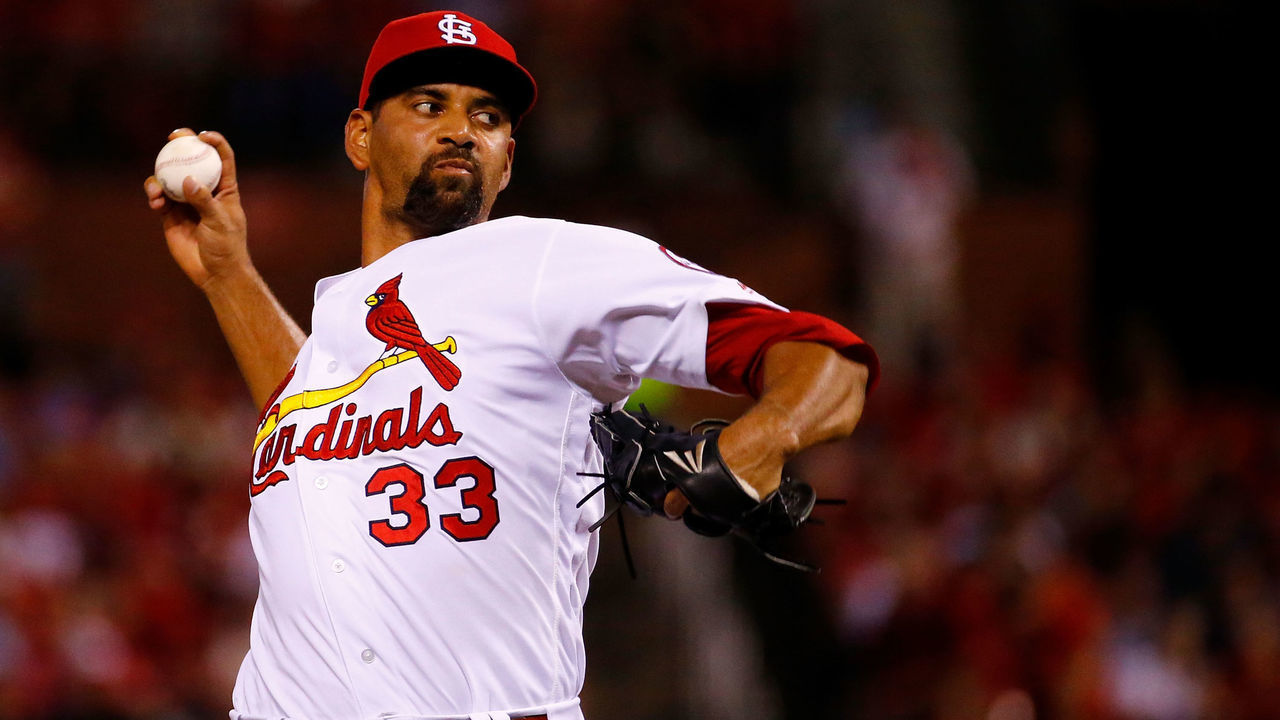 ST. LOUIS, MO - SEPTEMBER 13: Tyson Ross #33 of the St. Louis Cardinals pitches against the Los Angeles Dodgers in the fourth inning at Busch Stadium on September 13, 2018 in St. Louis, Missouri.