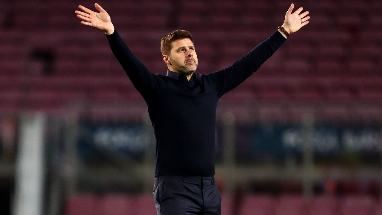 BARCELONA, SPAIN - DECEMBER 11: Mauricio Pochettino head coach / manager of Tottenham Hotspur waves to the fan at full time during the UEFA Champions League Group B match between FC Barcelona and Tottenham Hotspur at Camp Nou on December 11, 2018 in Barcelona, Spain.